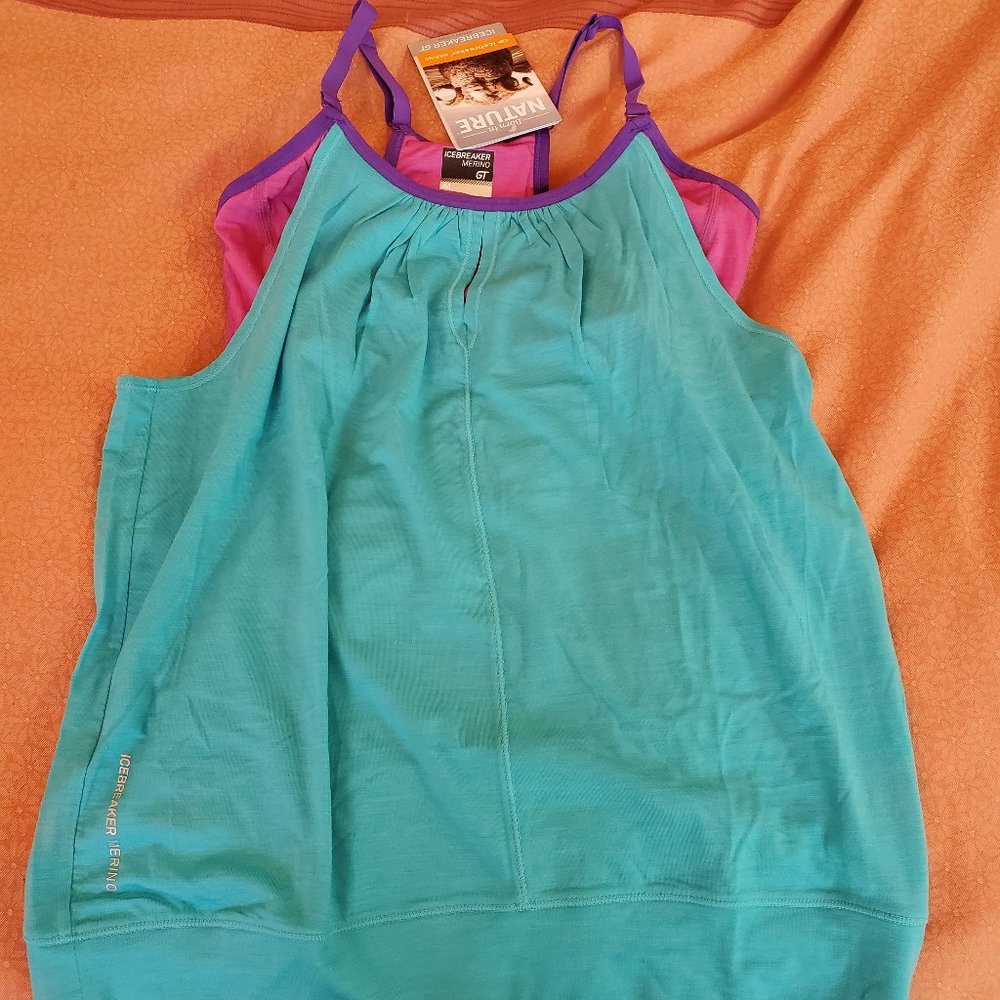 Icebreaker Spirit Tank NWT size medium